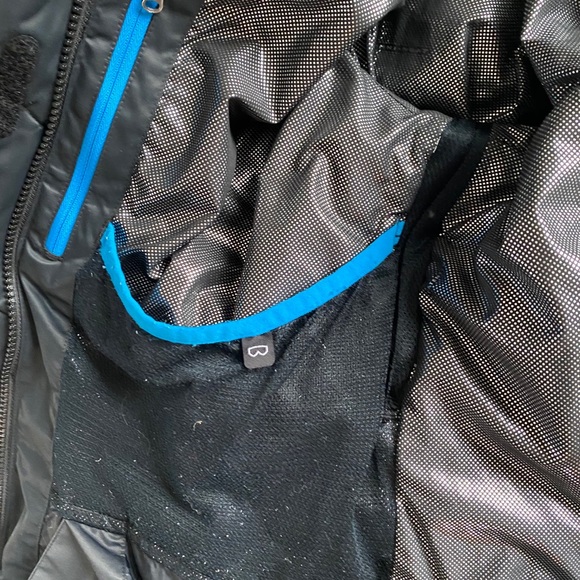 SOLD Columbia Women’s Powder Summit II 550 Jacket - Picture 8 of 9